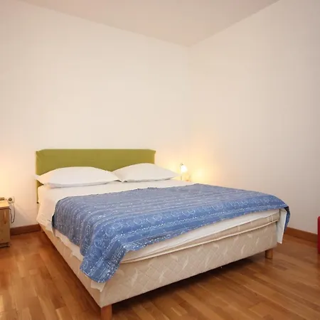 Apartments By The Sea Razanj, Rogoznica - 7486 Apartment *